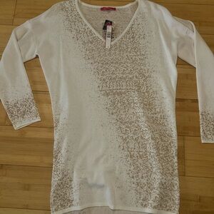 Catherine large White and Tan V-Neck Sweater